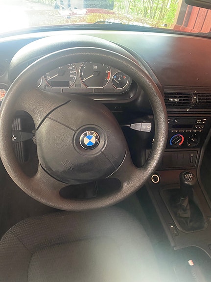 BMW Z3 4 of 5