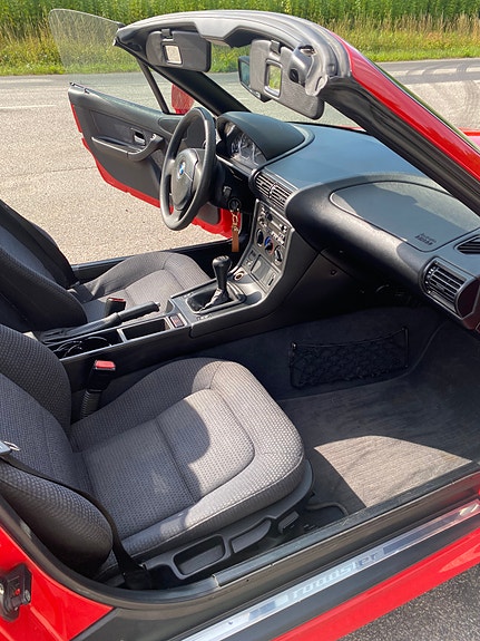 BMW Z3 2 of 5