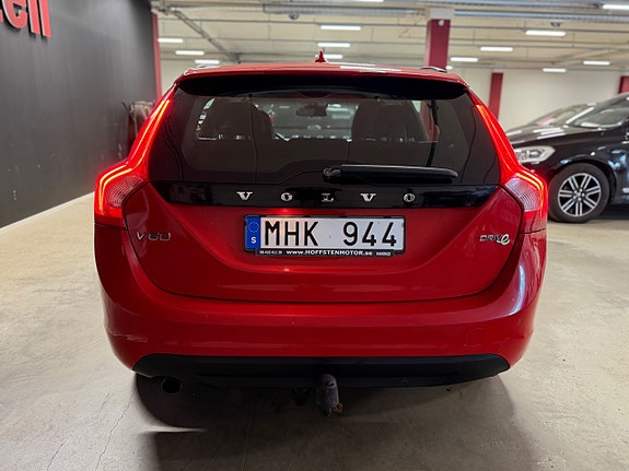 Volvo V60 4 of 18