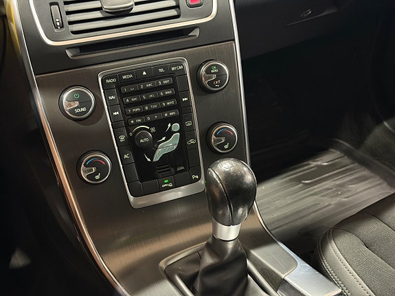 Volvo V60 18 of 18