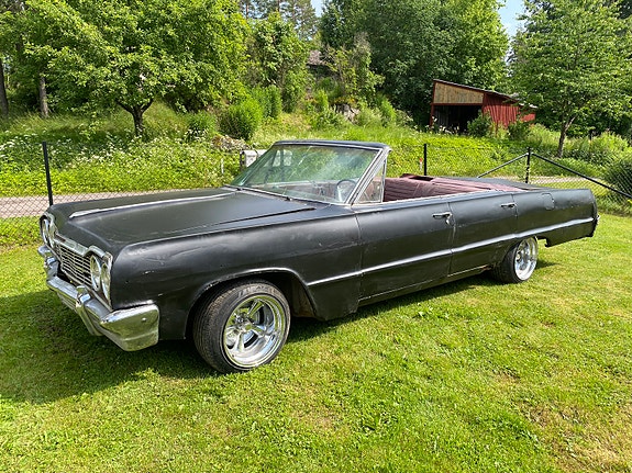 Chevrolet Impala 3 of 6