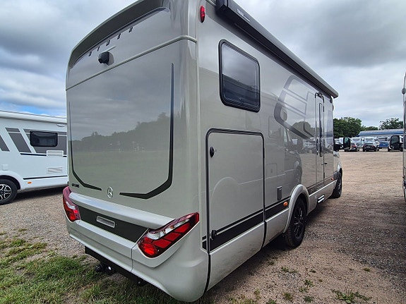 Hymer GT-S 685 Autarkie-Paket / 2 x AC / Dragkrok / Vinterpaket 3 of 14