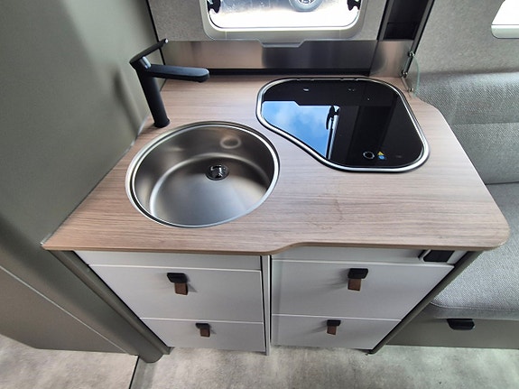 Hymer GT-S 685 Autarkie-Paket / 2 x AC / Dragkrok / Vinterpaket 8 of 14