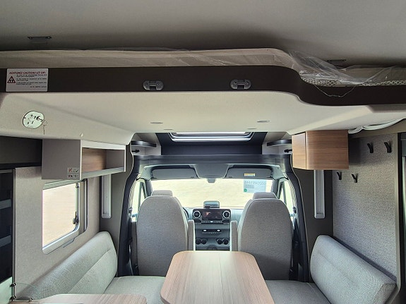 Hymer GT-S 685 Autarkie-Paket / 2 x AC / Dragkrok / Vinterpaket 7 of 14