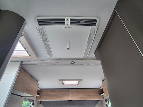 Hymer GT-S 685 Autarkie-Paket / 2 x AC / Dragkrok / Vinterpaket 13 of 14