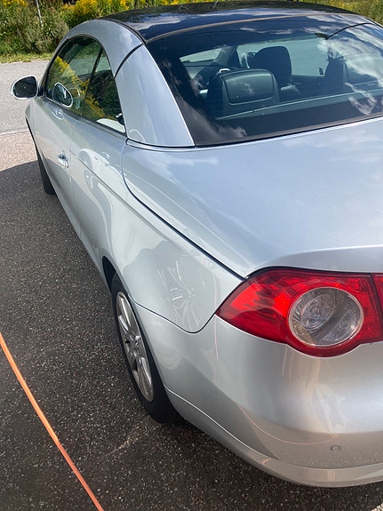 Volkswagen Eos 4 of 19