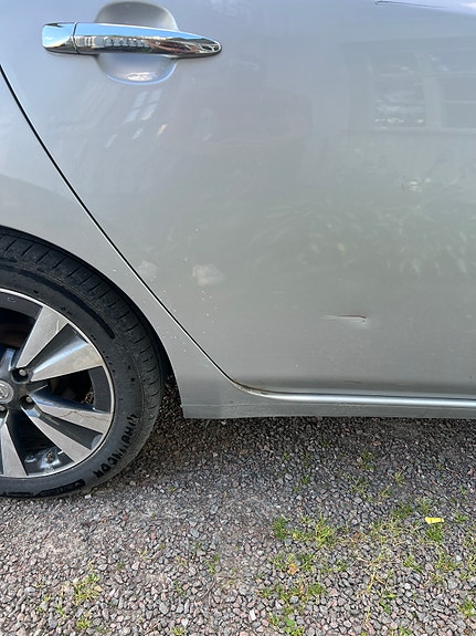Nissan Leaf 8 of 11