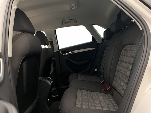 Audi Q3 17 of 29