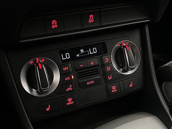 Audi Q3 25 of 29
