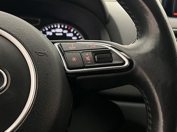 Audi Q3 26 of 29