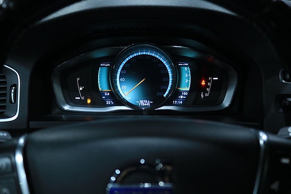 Volvo S60 10 of 23