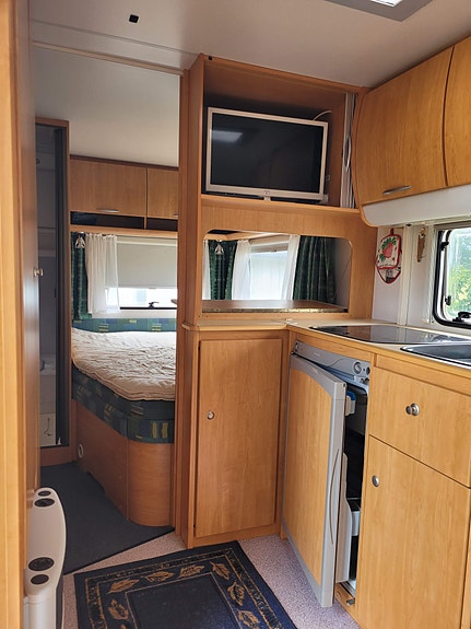 Knaus Eif-H 495 Tf 4 of 4