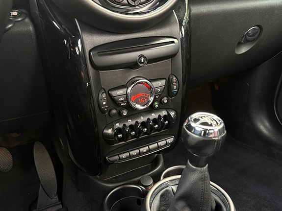 MINI Countryman Cooper D 13 of 17