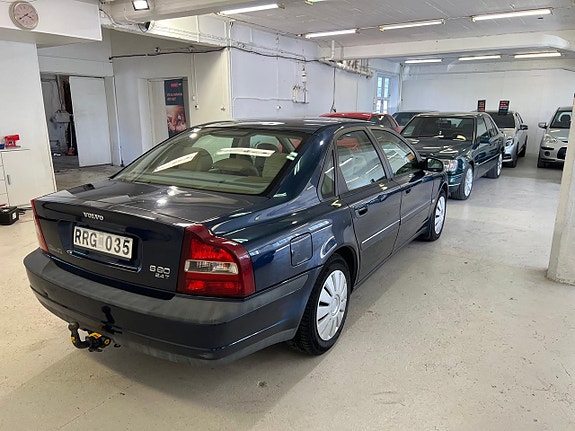 Volvo S80 4 of 10