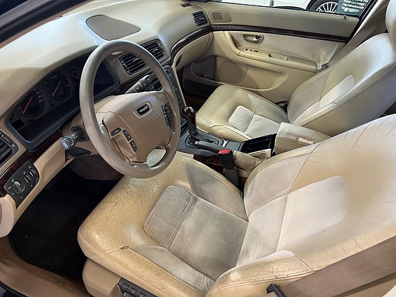 Volvo S80 6 of 10