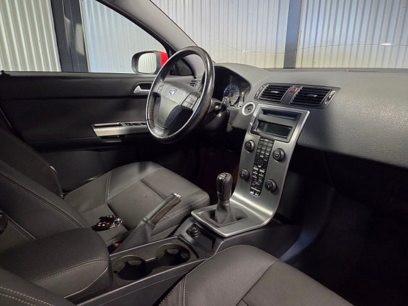 Volvo V50 8 of 8