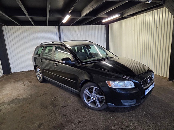 Volvo V50 7 of 8
