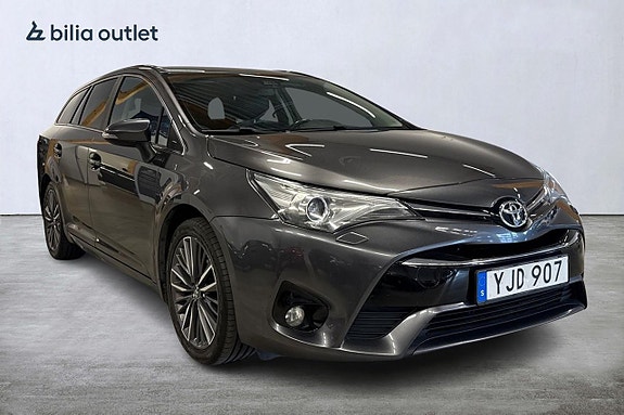 Toyota Avensis 8 of 22