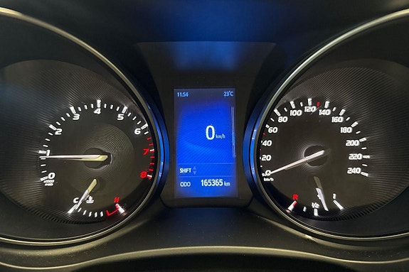 Toyota Avensis 17 of 22