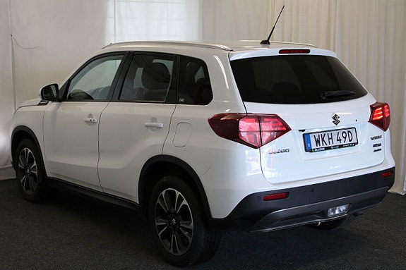 Suzuki Vitara 7 of 24