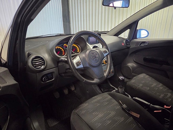 Opel Corsa 4 of 10