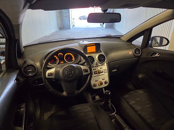Opel Corsa 3 of 10