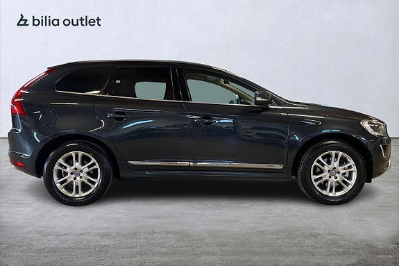 Volvo XC60 10 of 25