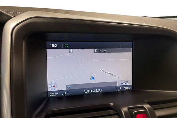 Volvo XC60 16 of 25