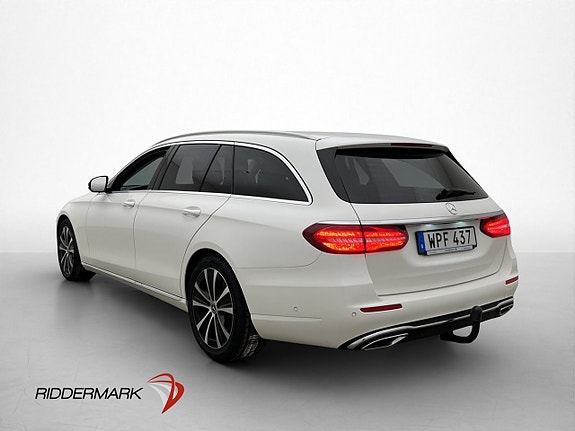 Mercedes-Benz E220 6 of 30