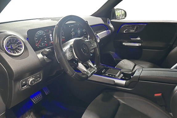Mercedes-Benz GLB35 6 of 11