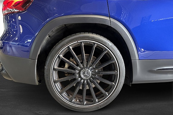 Mercedes-Benz GLB35 5 of 11
