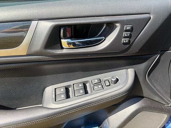 Subaru Outback 12 of 14