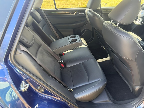 Subaru Outback 9 of 14
