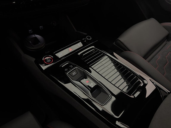 Audi A6 e-tron 30 of 30