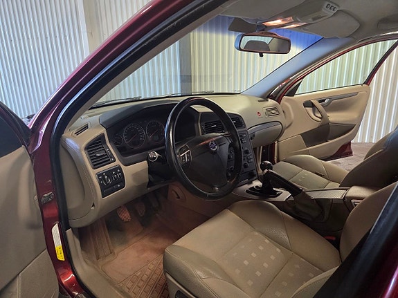 Volvo S60 4 of 11