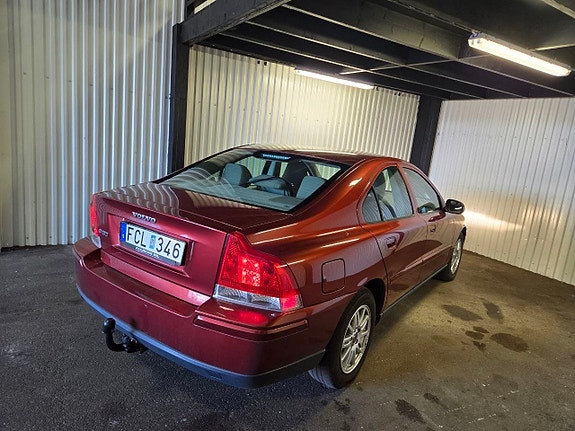 Volvo S60 3 of 11