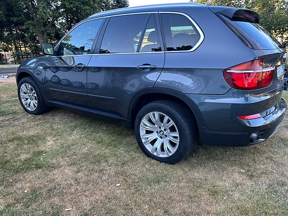 BMW X5 3 of 8