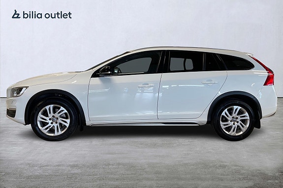 Volvo V60 Cross Country 6 of 25