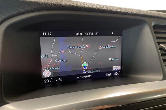 Volvo V60 Cross Country 16 of 25