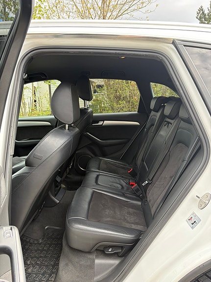 Audi Q5 7 of 12
