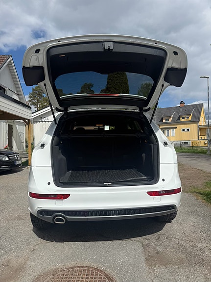 Audi Q5 5 of 12