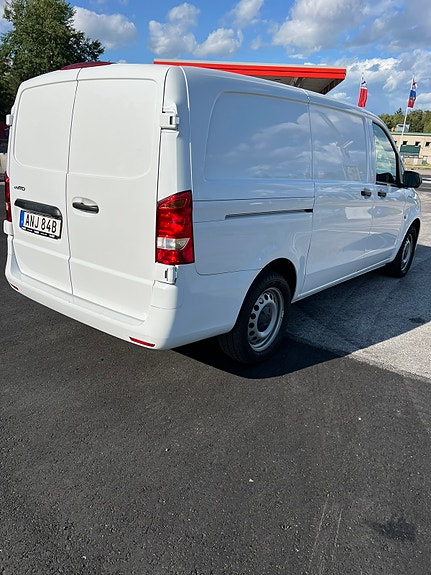 Mercedes-Benz eVito 111 5 of 16