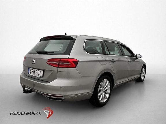 Volkswagen Passat 8 of 30