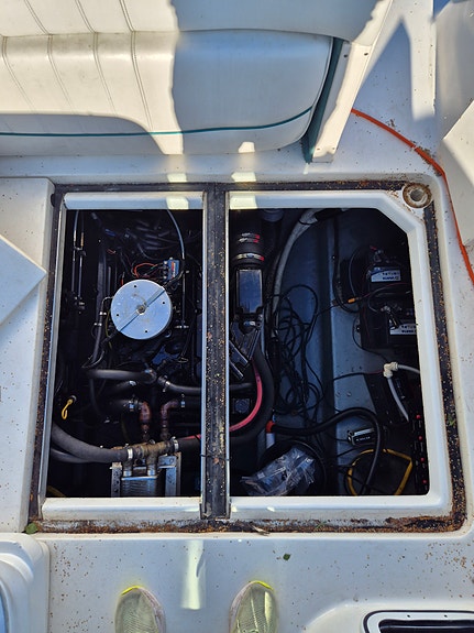 Sea Ray sundancer -95 7 of 8