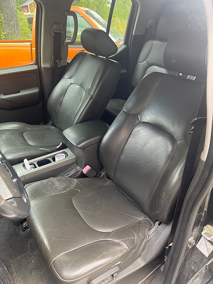 Nissan Navara 4 of 4