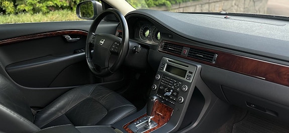 Volvo S80 10 of 15