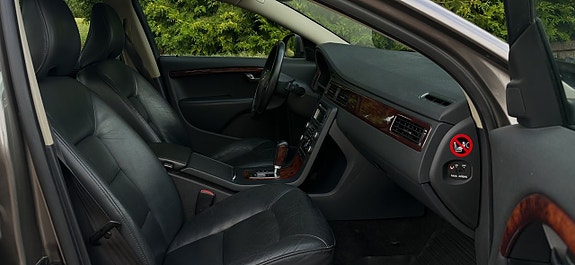 Volvo S80 9 of 15