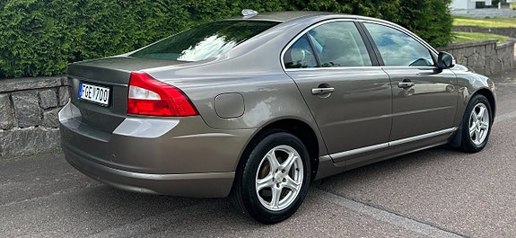 Volvo S80 6 of 15