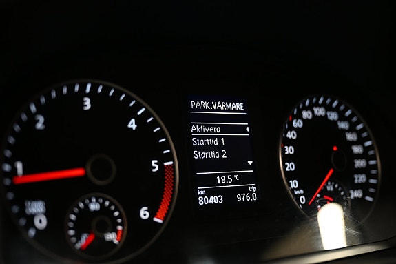 Volkswagen Caddy Maxi 26 of 30