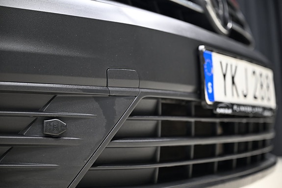 Volkswagen Caddy Maxi 12 of 30